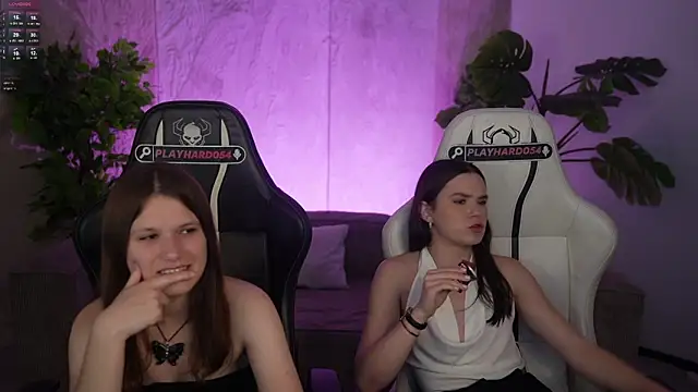 AriaAstra Live Chatraum