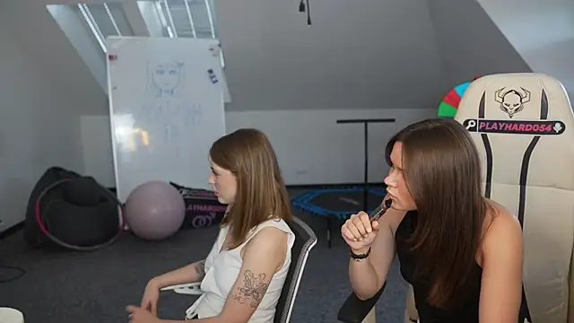 Chat ao vivo de AriaAstra