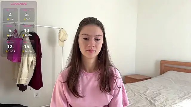 LibbieSchworm Adlı Modelin Canlı Sohbet Odası