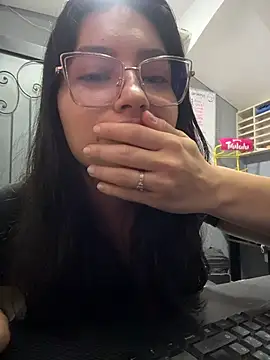 VioletRousee's Live Chat Room