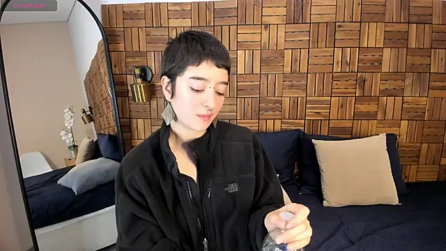 Atheena__'s Live Chat Room