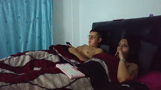 max_and_lilu2n Live chat-huone