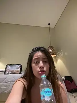 Ambar_Zaf Live Chatraum