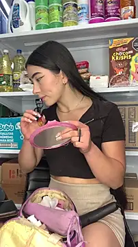 غرفة دردشة AMBERBUNNY_ المباشرة