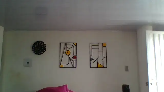valery_fitt Adlı Modelin Canlı Sohbet Odası