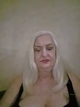 Julia20X: δωμάτιο απευθείας συνομιλίας
