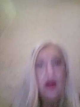 Julia20X Cameră chat live