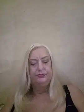 Sala de chat en directo de Julia20X