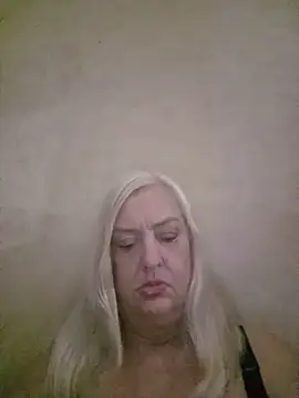 Julia20X Cameră chat live