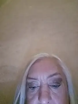 Sala de chat en directo de Julia20X