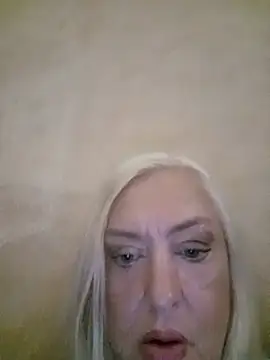 Chatroom en direct de Julia20X