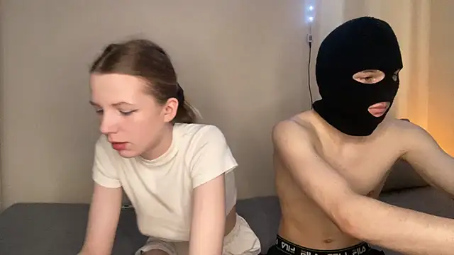 Pokój czatu na żywo – HotBabyCouple_