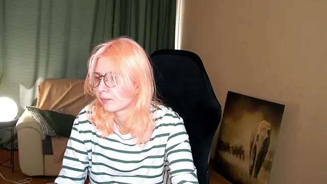 Lily_Spark_ чат на живо