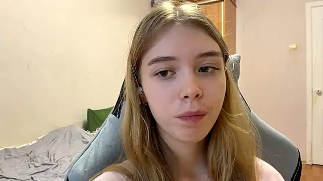 HebrewRiding's Live Sex Cam Show