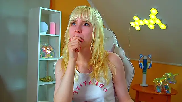 HannahHollis' Live Chat Room