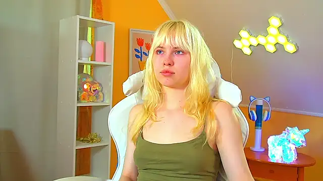 HannahHollis live-chat rom