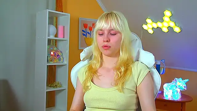 Živá chatovací místnost HannahHollis
