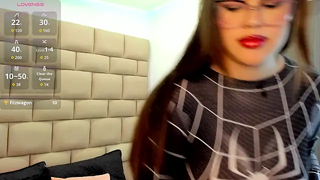 TifannyRosen 실시간 채팅방