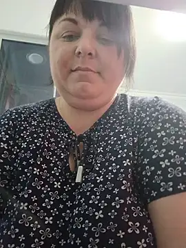 Dear_Natalia – Naživo chatovacia miestnosť