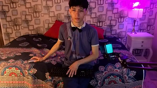 Twink_Sebas7 Live seks camshow
