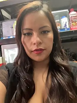 MIA_ROSSEEEn Live chat-huone