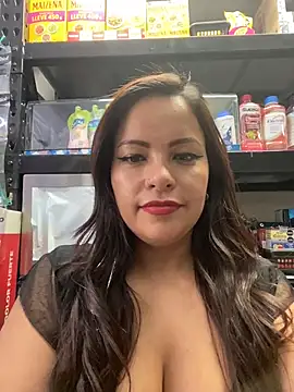 Chatroom en direct de MIA_ROSSEEE