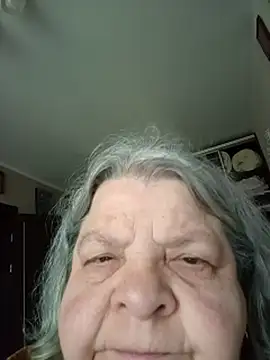 MartaMia68 Adlı Modelin Canlı Sohbet Odası
