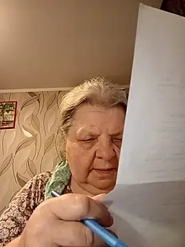 חדר צ'אט בשידור חי של MartaMia68