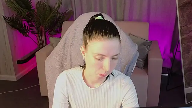 KatyWoodman Live chatroom