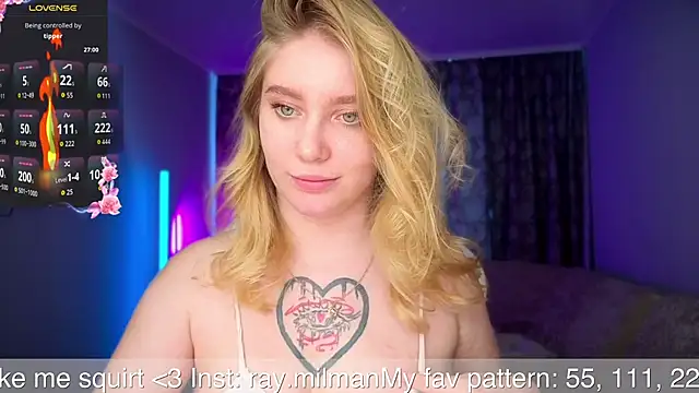 חדר צ'אט בשידור חי של AliceMilr