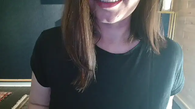 חדר צ'אט בשידור חי של NicoleLove_