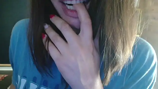NicoleLove_'s Live Chat Room