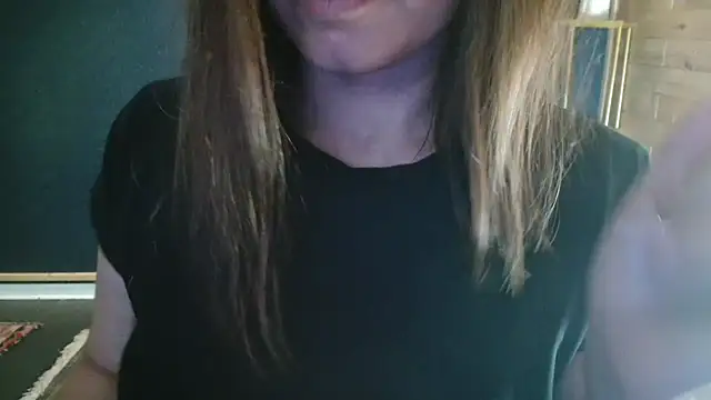 NicoleLove_ élő chatszobája