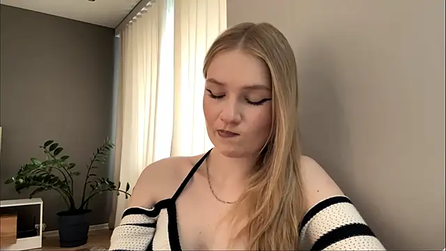 PlasaRima's Live Chat Room