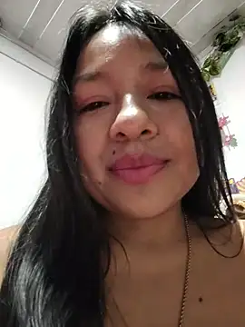 alisonnturbay Adlı Modelin Canlı Sohbet Odası