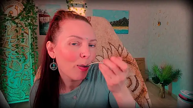 LanaRadiance Cameră chat live