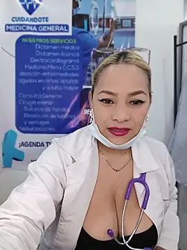 Živá chatovací místnost _Zoe_777