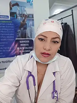 _Zoe_777 Adlı Modelin Canlı Sohbet Odası