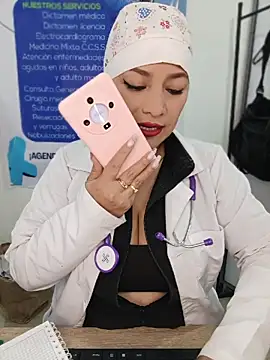 Živá chatovací místnost _Zoe_777