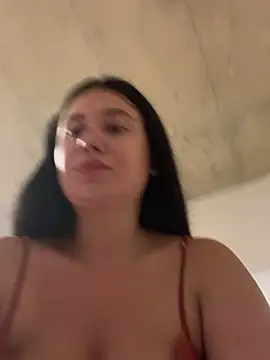 KimberlyBlueOfficial Adlı Modelin Canlı Sohbet Odası