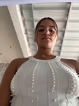 غرفة دردشة ViankaRose المباشرة