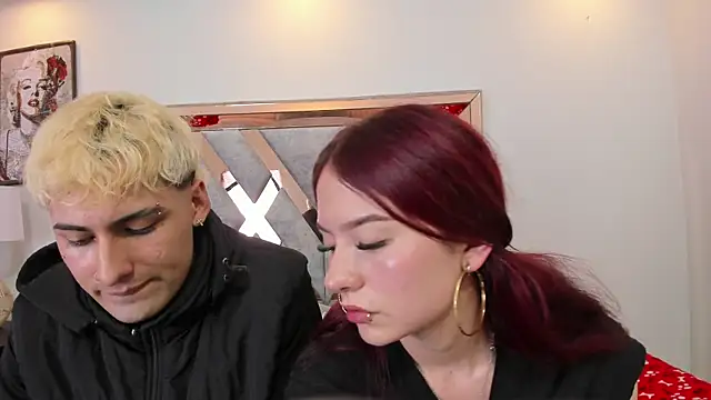 Kenji_n_Rousse's Live Chat Room