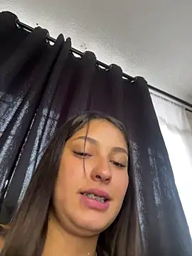 Lucyfer-fire live-chat rom