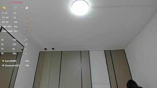 Chat soba uživo modela jade_spinters