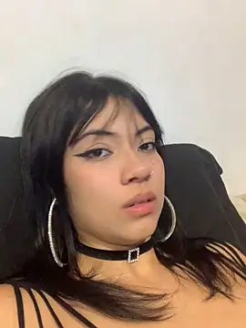 غرفة دردشة NefertitiXO المباشرة