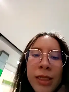 Chatroom en direct de Lilith0423