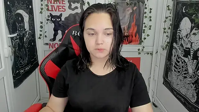 Živá chatovací místnost Caroline_cutte