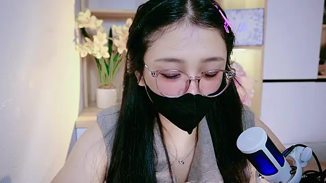 Chan_Chann's Live Chat Room