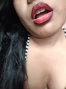 dearmona00 Adlı Modelin Canlı Sohbet Odası