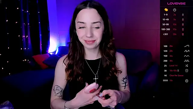 חדר צ'אט בשידור חי של CharliGrace_